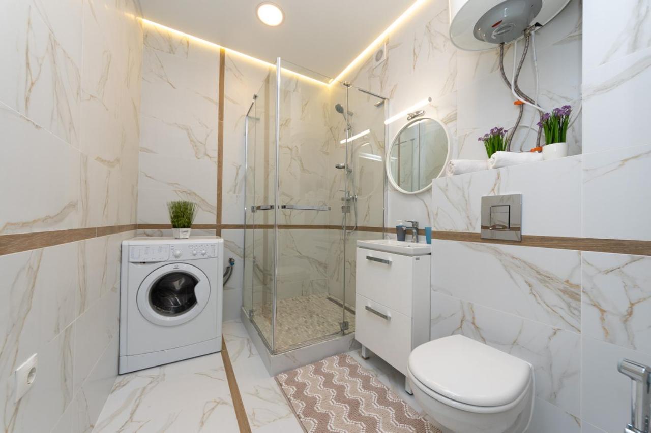 Красивая 1 Комнатная Квартира С Балконом На Теремках 252 Kiew Exterior foto